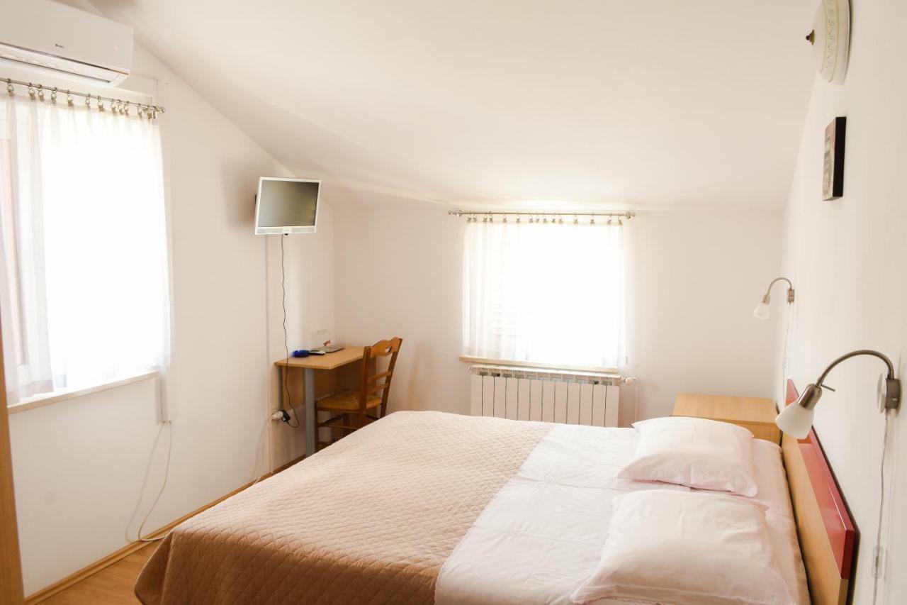 Rooms Ljubica Cres Luaran gambar
